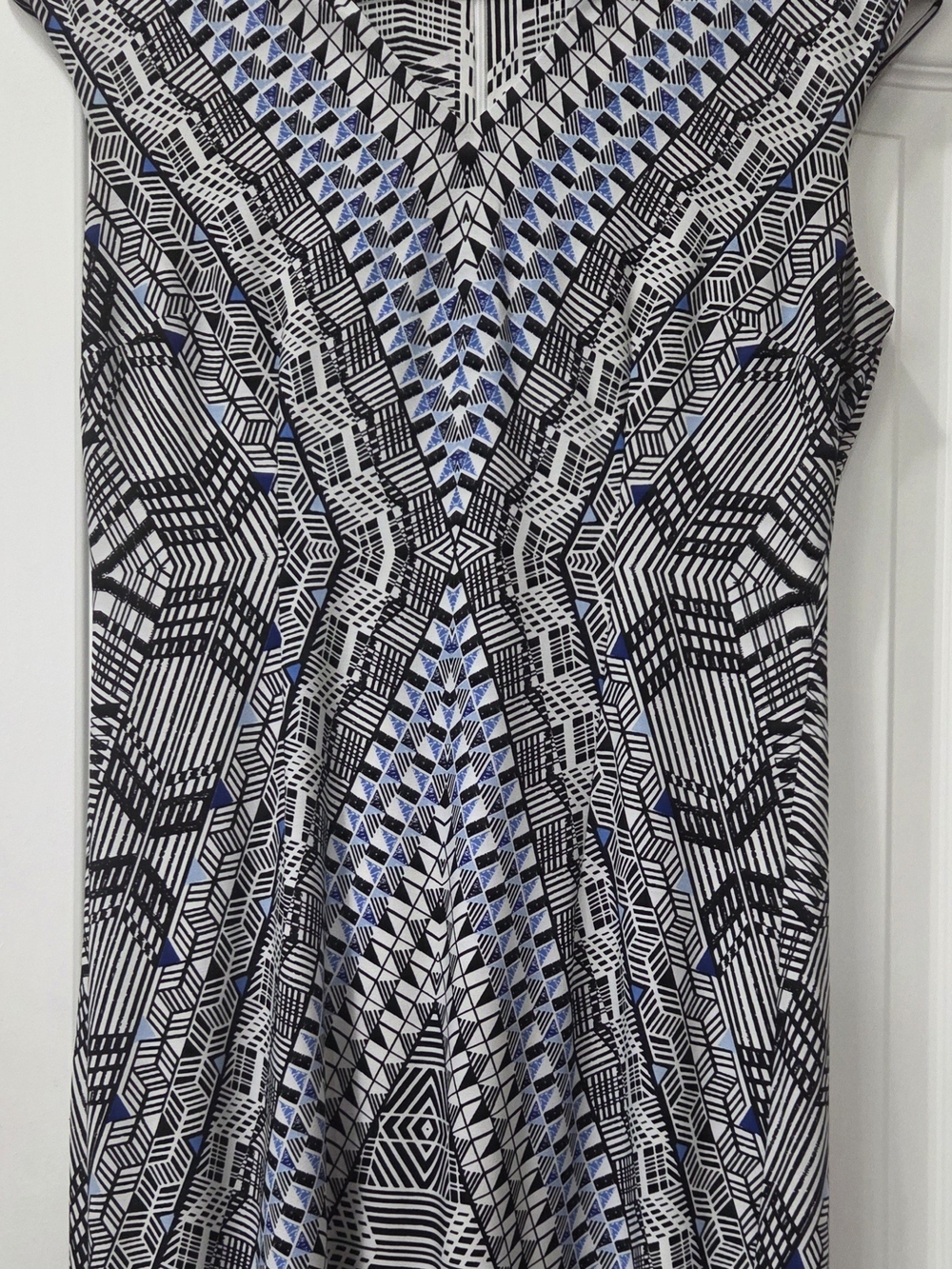 White House Black Market Black, White & Blue Geometric Dress